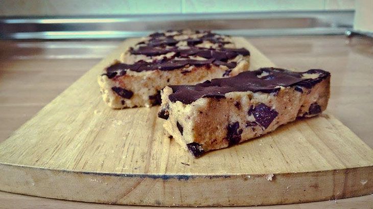 Cookie Dough Protein Bar Recipe