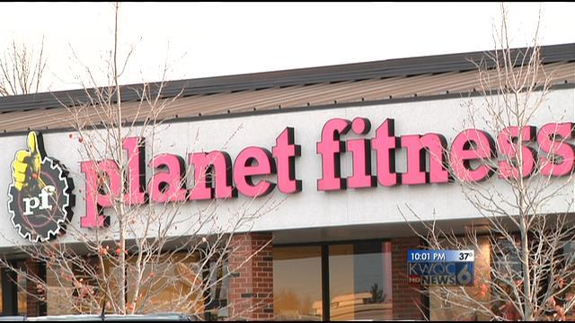 Hidden Cameras Found In Tanning Rooms At Planet Fitness