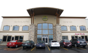 MAN LOCKED INSIDE GOLD’S GYM FOR HOURS