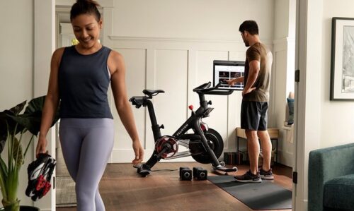 Peloton CEO Disputes Reports of Production Pauses, Acknowledges Layoff Possibility